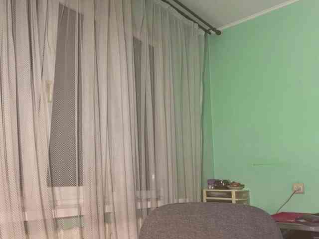 KarriMcinroy webcam