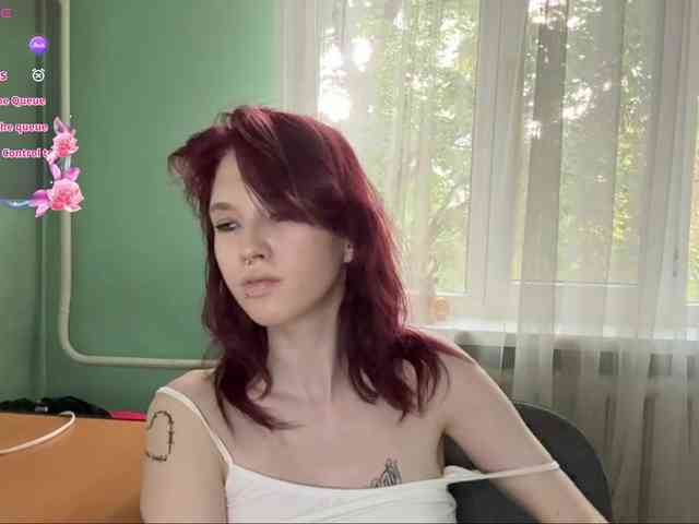 KarriMcinroy webcam