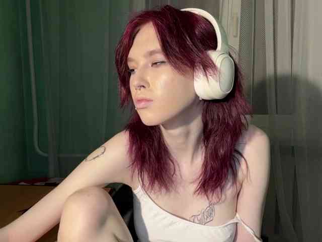 KarriMcinroy webcam