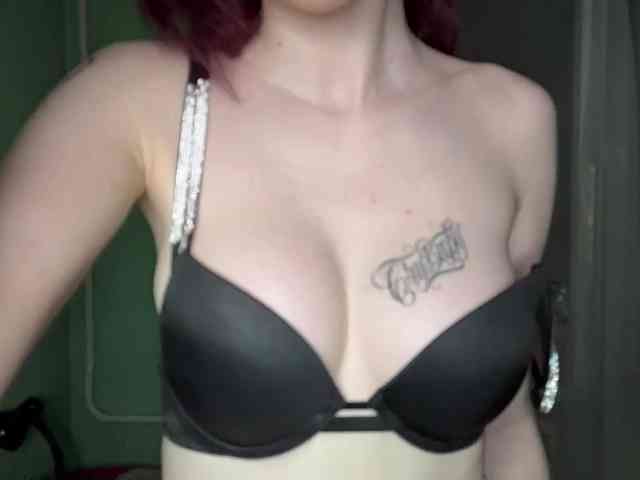 KarriMcinroy Live Webcam on BongaCams