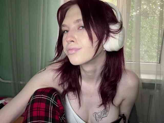 KarriMcinroy webcam