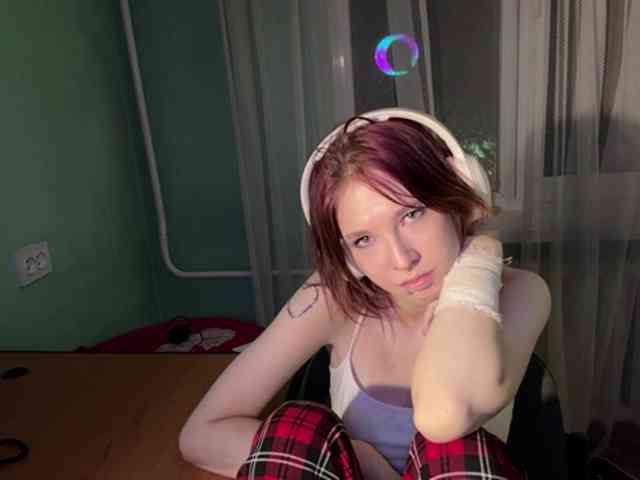 KarriMcinroy webcam