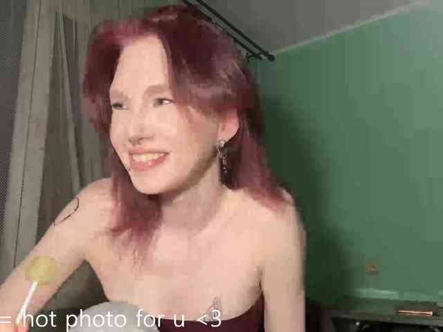 KarriMcinroy webcam