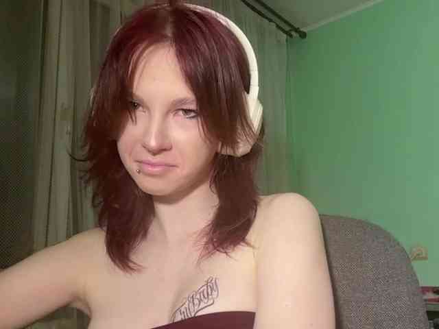 KarriMcinroy webcam