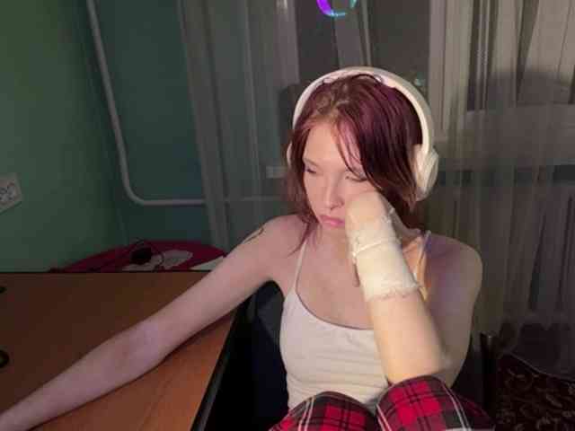 KarriMcinroy webcam