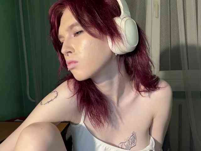 KarriMcinroy webcam