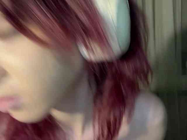 KarriMcinroy webcam