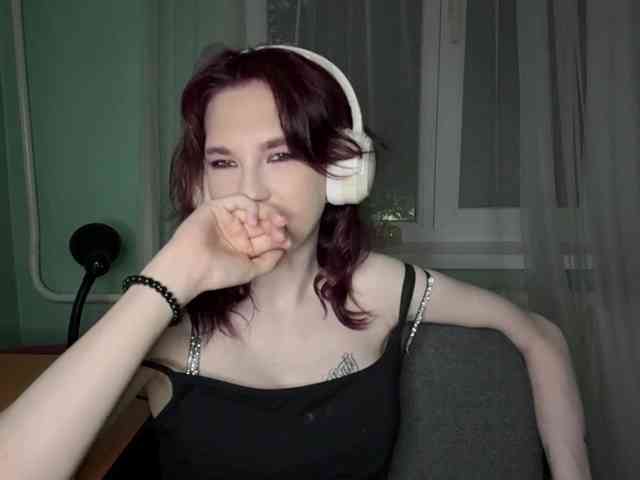 KarriMcinroy webcam