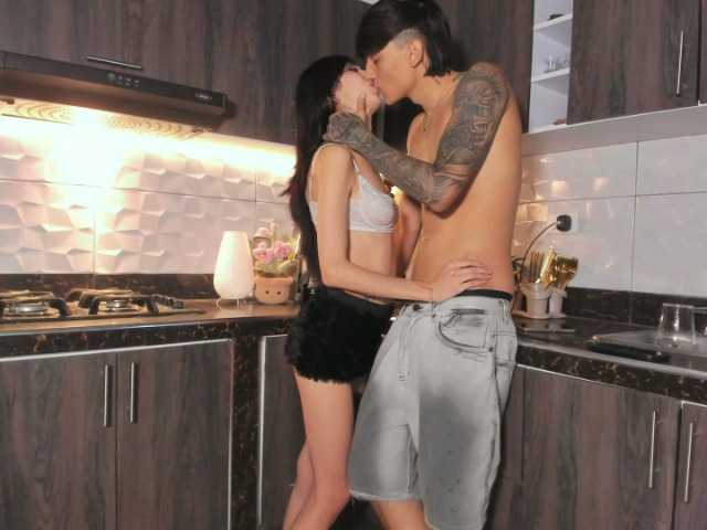 Luxury-couple-cute live cam on BongaCams