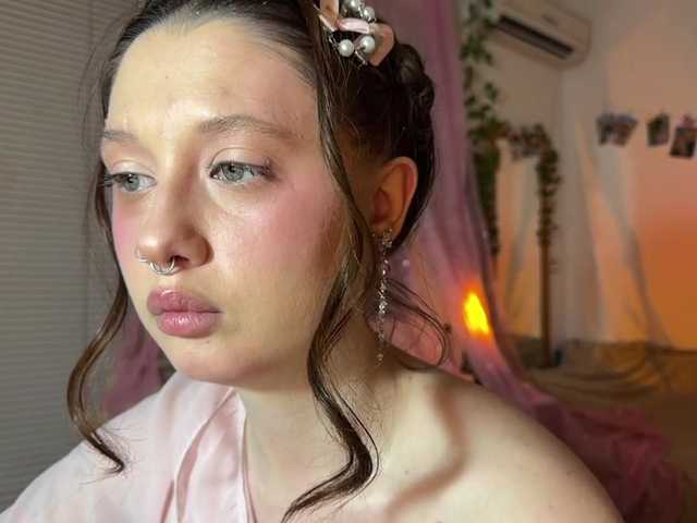 Jennydarling live cam on BongaCams