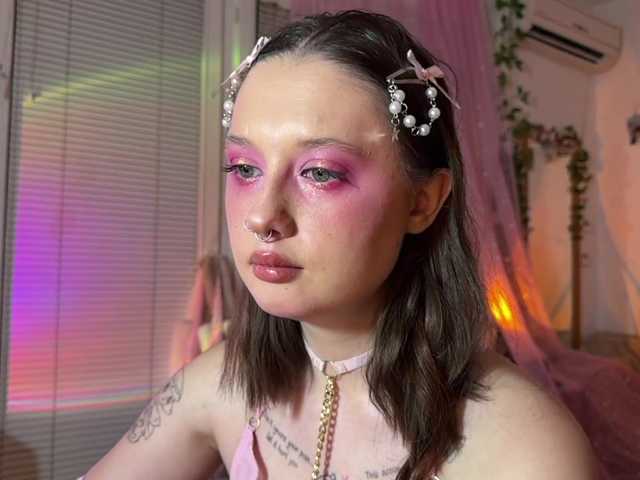 Jennydarling live cam on BongaCams