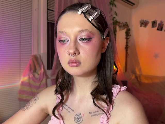 Jennydarling live cam on BongaCams