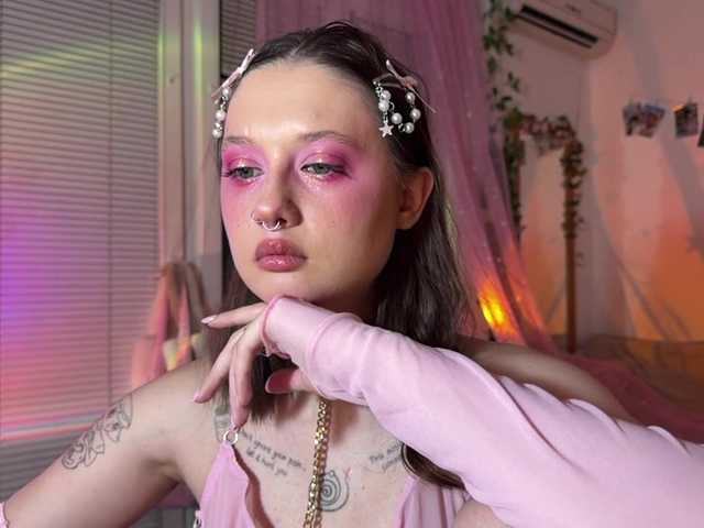 Jennydarling live cam on BongaCams