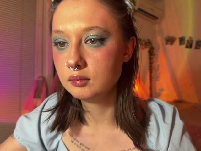 Jennydarling live cam on BongaCams
