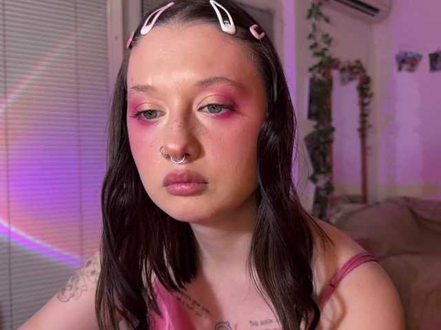 Jennydarling live cam on BongaCams