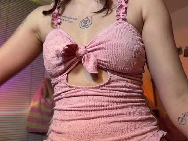 Jennydarling live cam on BongaCams
