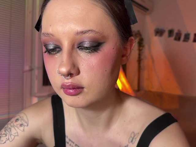 Jennydarling live cam on BongaCams