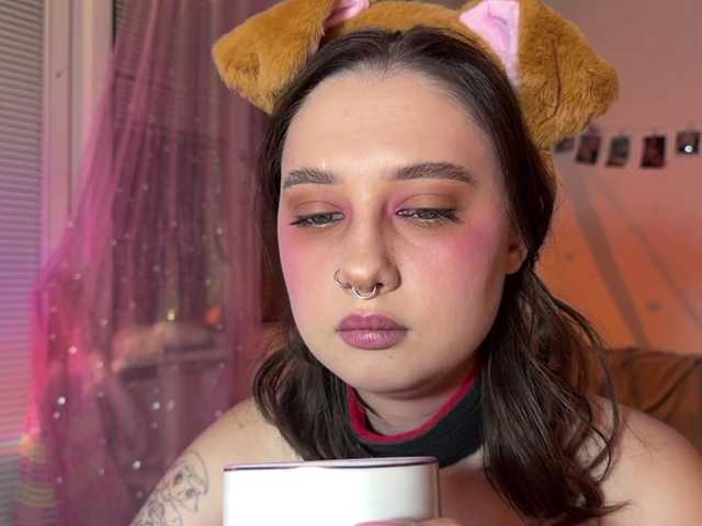 Jennydarling live cam on BongaCams