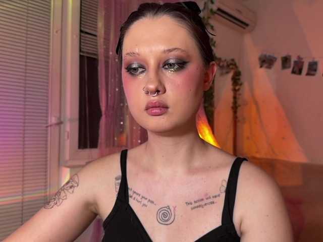 Jennydarling live cam on BongaCams