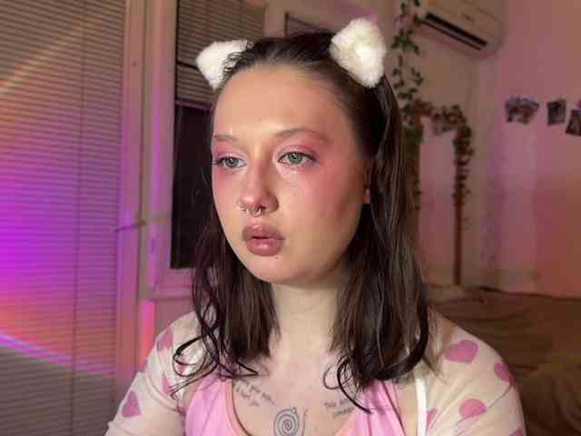 Jennydarling Live Webcam on BongaCams