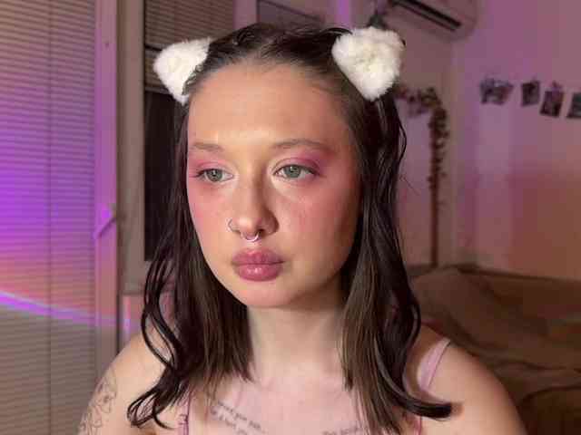 Stephanie_harper's live stream