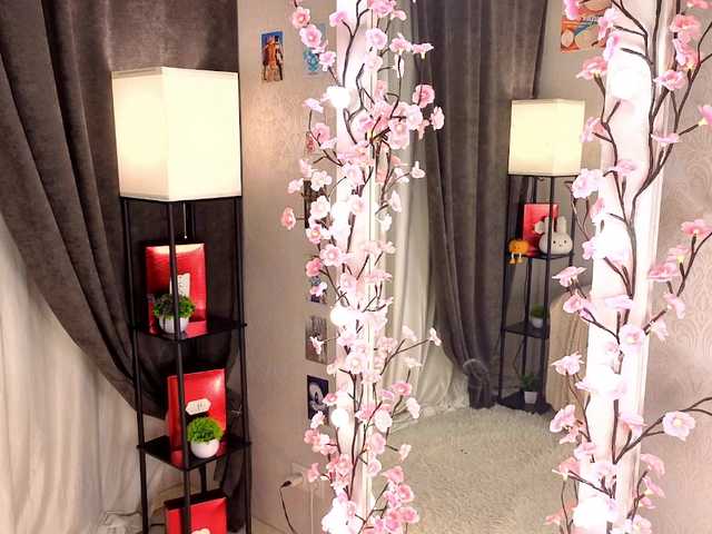  Ellau555 chat room