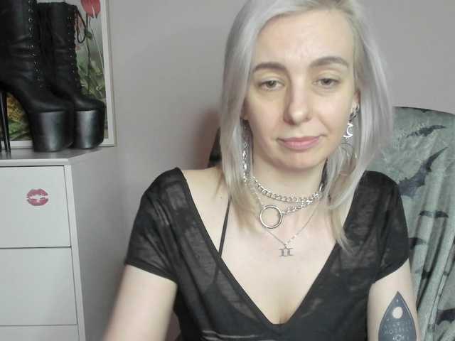 velvetanne live cam on BongaCams