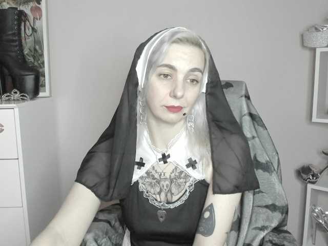 velvetanne live cam on BongaCams
