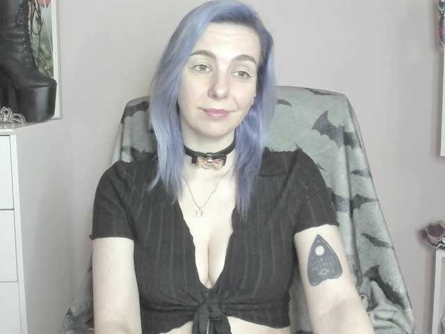 velvetanne live cam on BongaCams