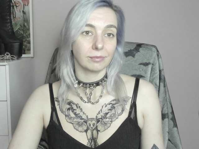 velvetanne live cam on BongaCams