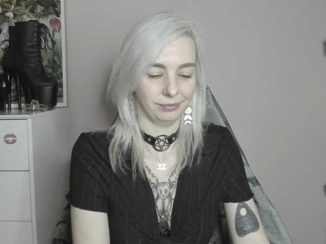 velvetanne live cam on BongaCams
