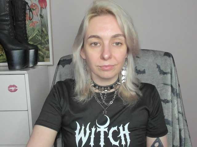 velvetanne live cam on BongaCams