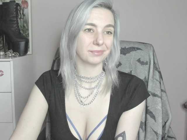 velvetanne Live Cam on BongaCams