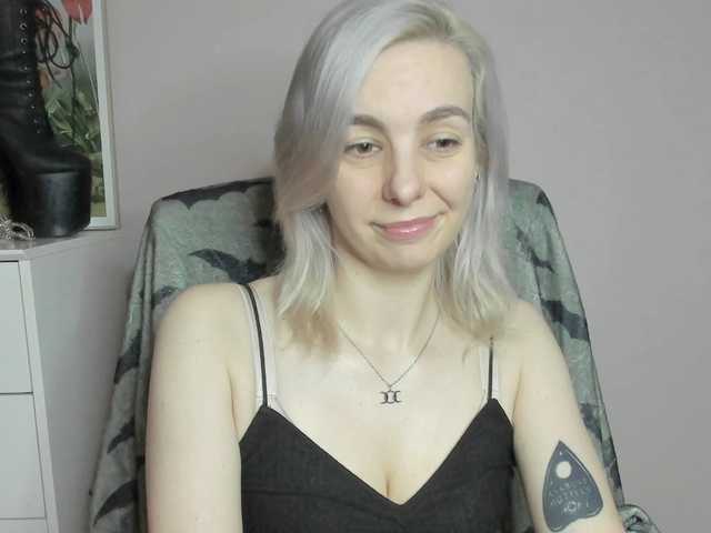 velvetanne live cam on BongaCams