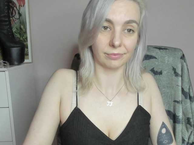 velvetanne live cam on BongaCams
