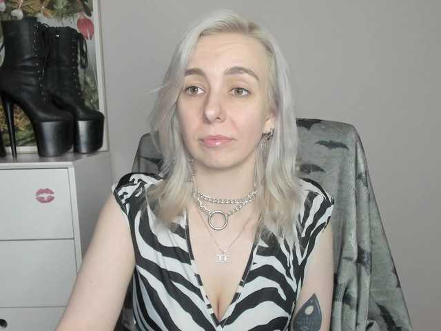 velvetanne live cam on BongaCams