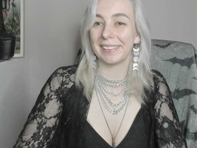 velvetanne live cam on BongaCams
