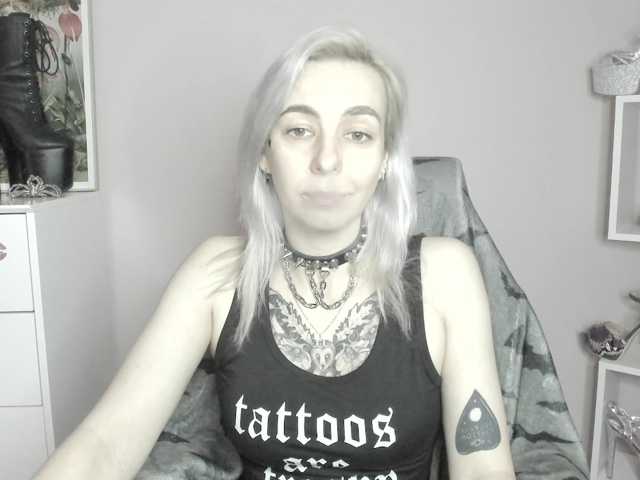 velvetanne live cam on BongaCams
