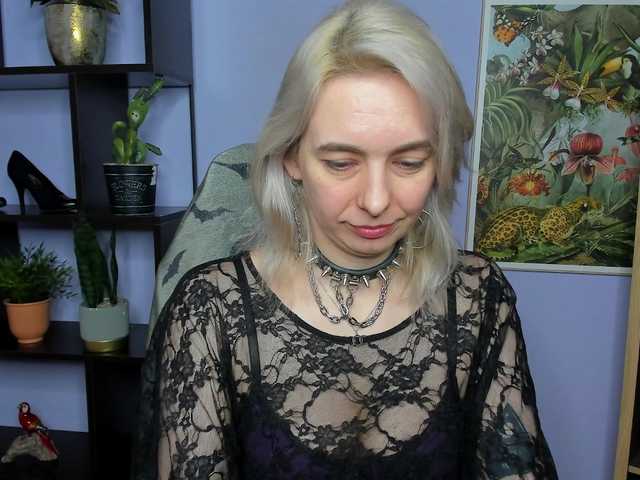 velvetanne live cam on BongaCams