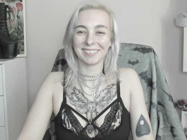 velvetanne live cam on BongaCams