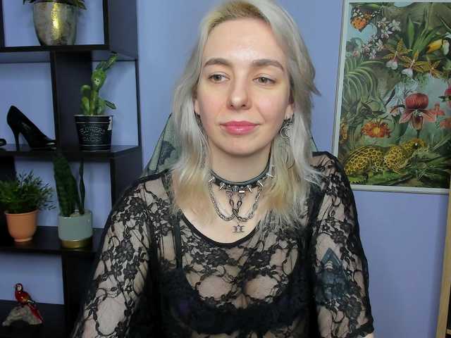 velvetanne live cam on BongaCams