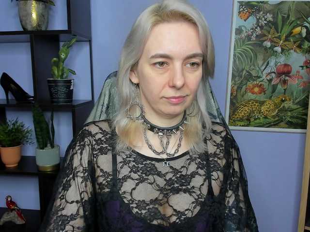 velvetanne live cam on BongaCams