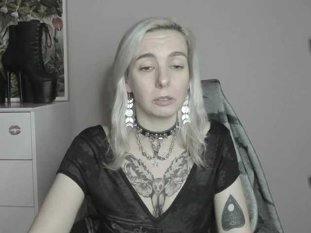 velvetanne live cam on BongaCams