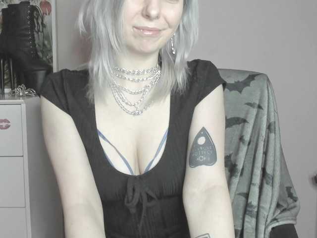 velvetanne live cam on BongaCams