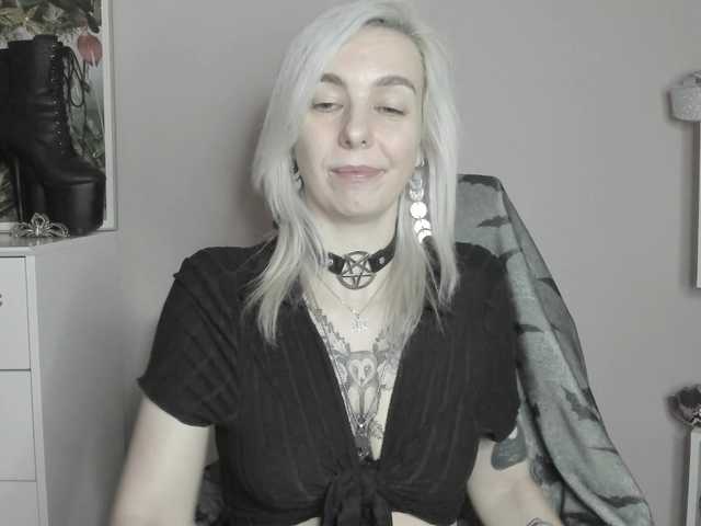 velvetanne live cam on BongaCams