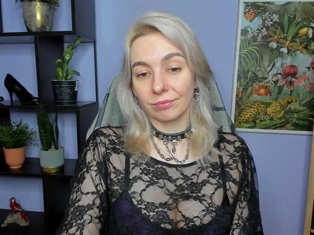 velvetanne live cam on BongaCams
