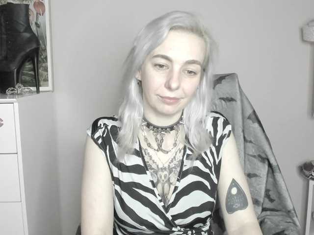velvetanne live cam on BongaCams