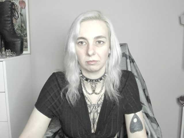 velvetanne, en directo ahora en BongaCams