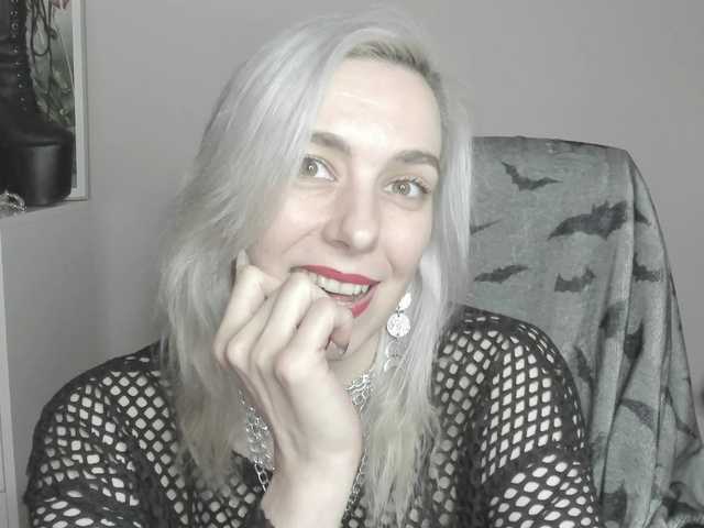 velvetanne live cam on BongaCams