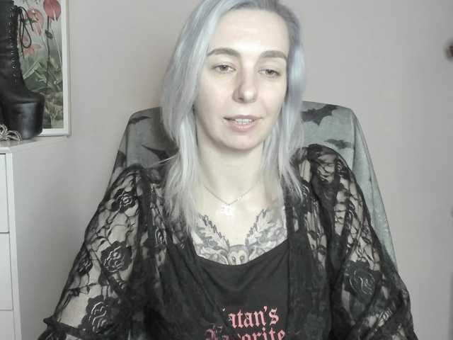 velvetanne live cam on BongaCams